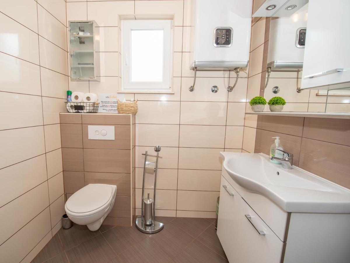 Holiday Home Near Trogir Kastel Stafilic Ngoại thất bức ảnh